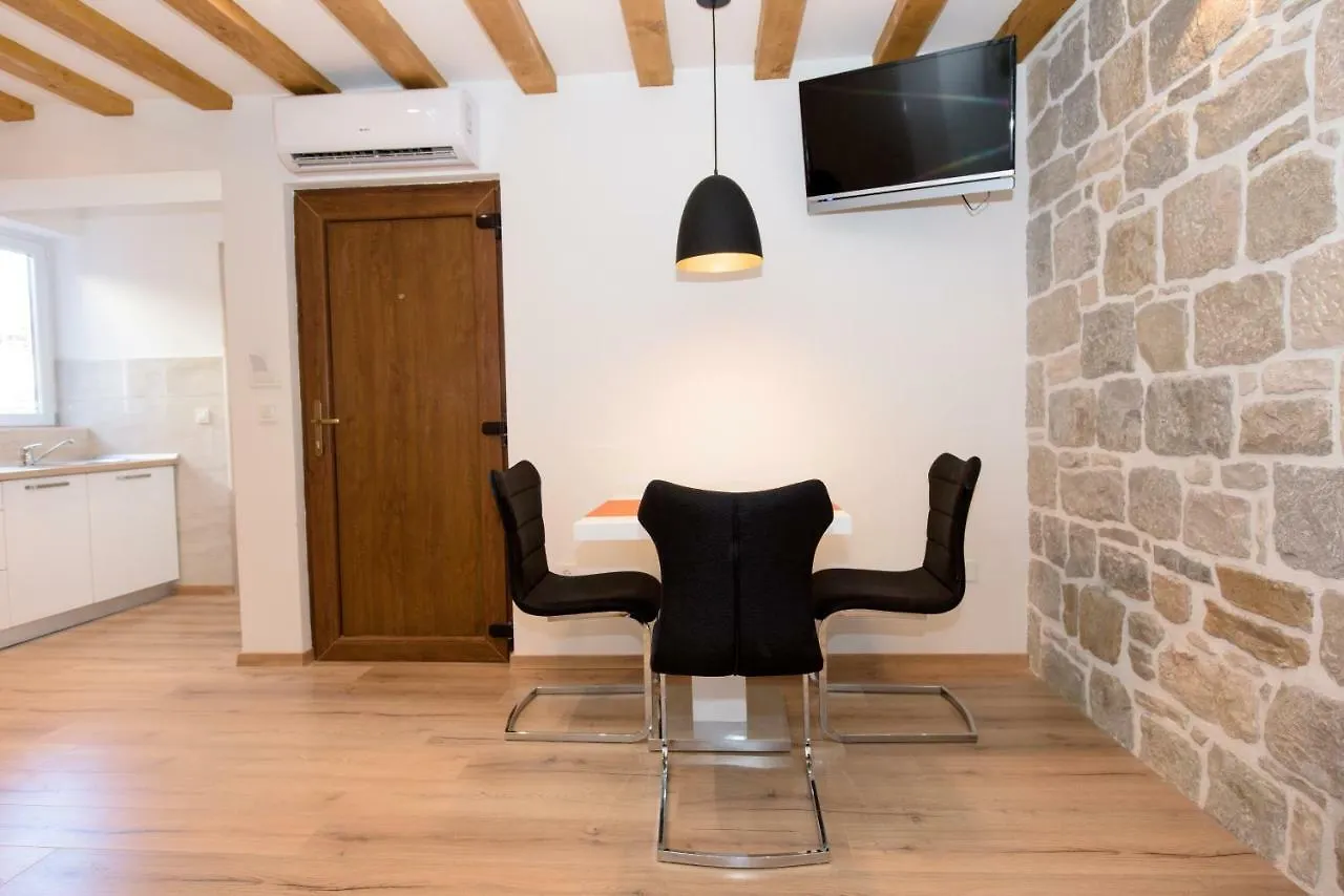 Guest house Lucy In Centre Apartment Split